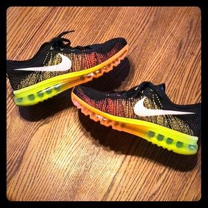 Nike Flyknit Max 360